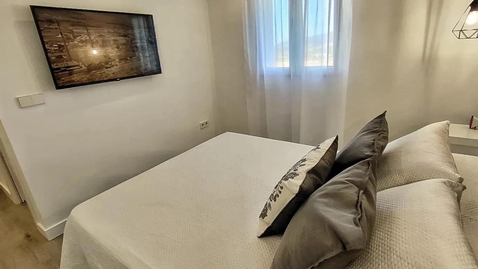 Charming In Prados 45 M² With Pool *